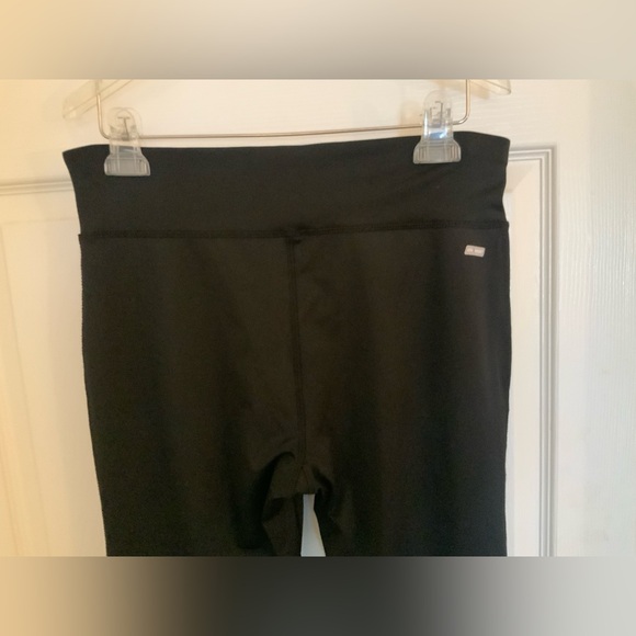 FITTED: YOGA, PILATES LEGGINGS. BUNDLE BONANZA. - Picture 10 of 14